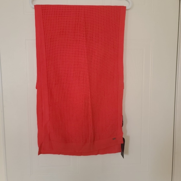 Tommy Hilfiger Knitted Pink Scarf - Picture 1 of 3